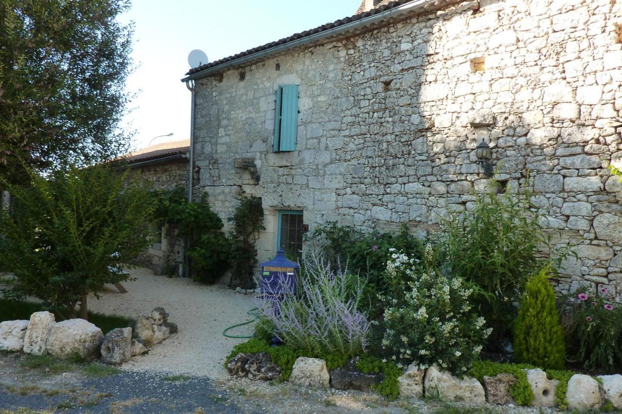Chez Beatrice Et Gerard Saint-Leon-d'Issigeac Exterior foto